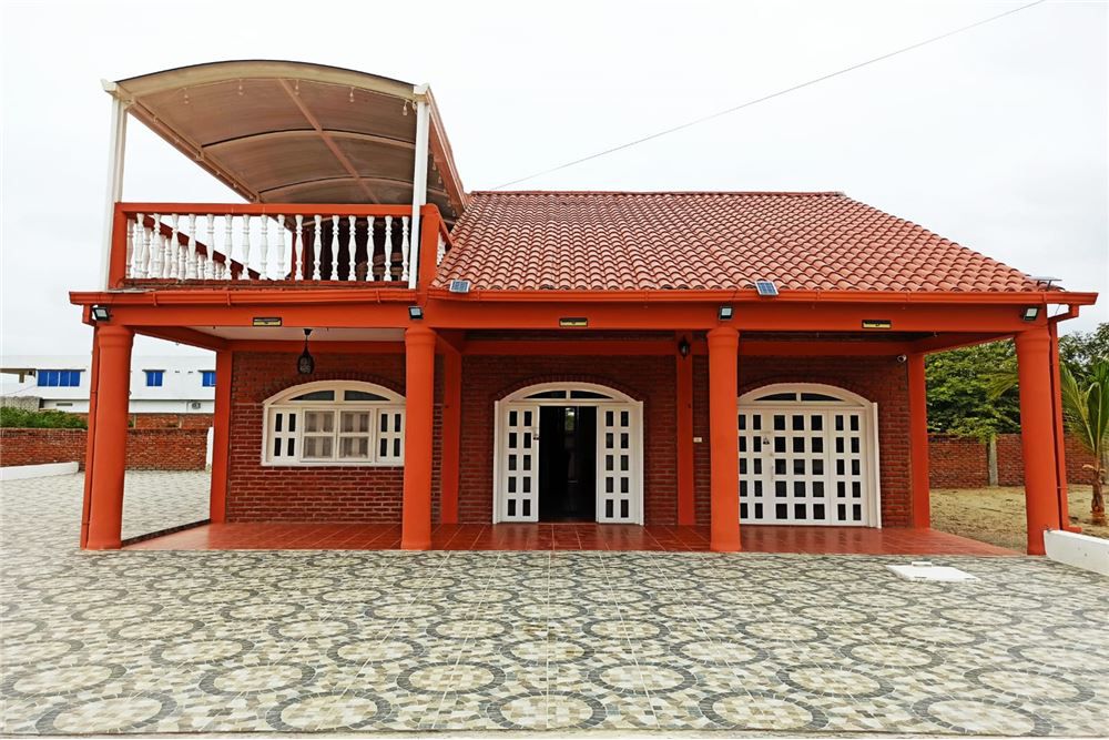 CASA 2 PISOS A POCOS METROS DEL MAR