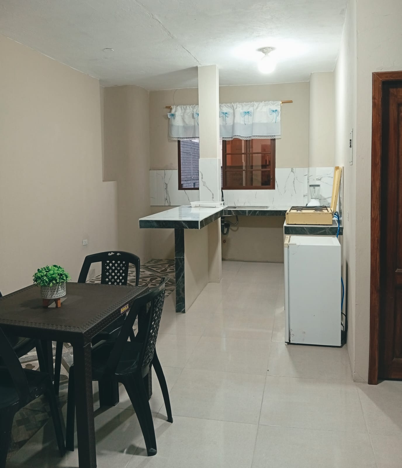 Habitaciones para estudiantes, cerca de UPSE